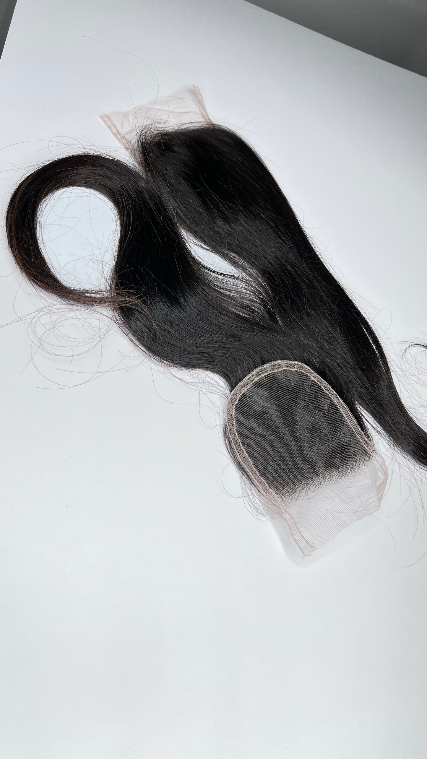 Lace closure